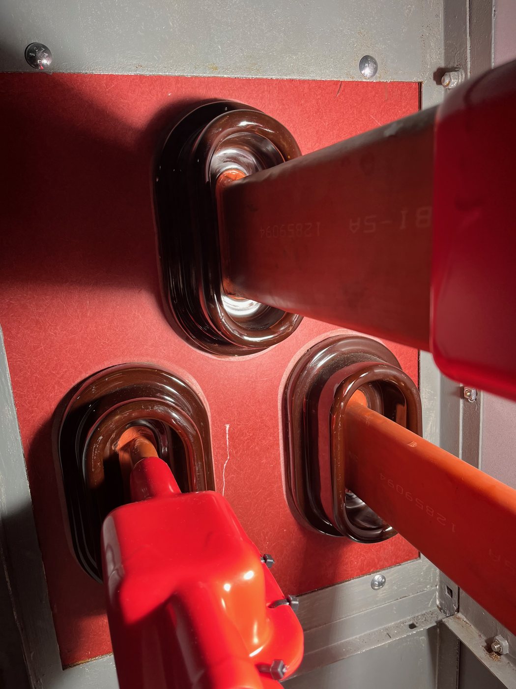 New GPO3 insulating board and redesigned pass-through bus installed in the Duke Crystal River cubicle.